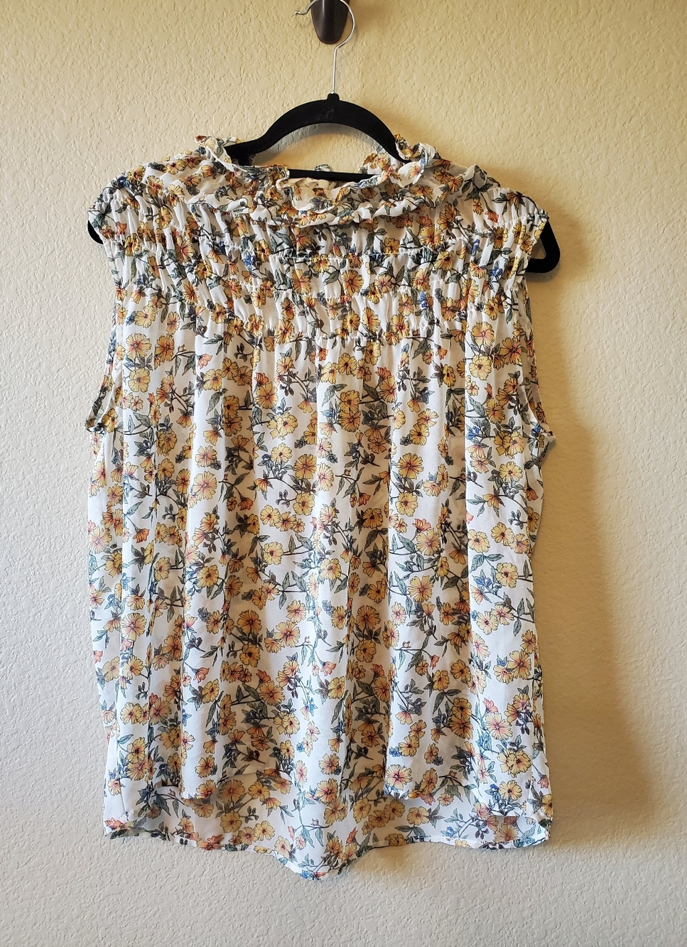Pleione White Floral Smocked Neck Sleeveless Camisole Feminine Cottagecore